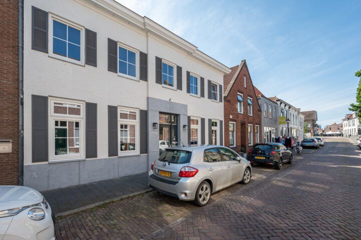 Woning Voorstraat 16 B