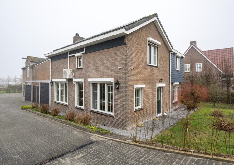 Woning Zuiddijk 24